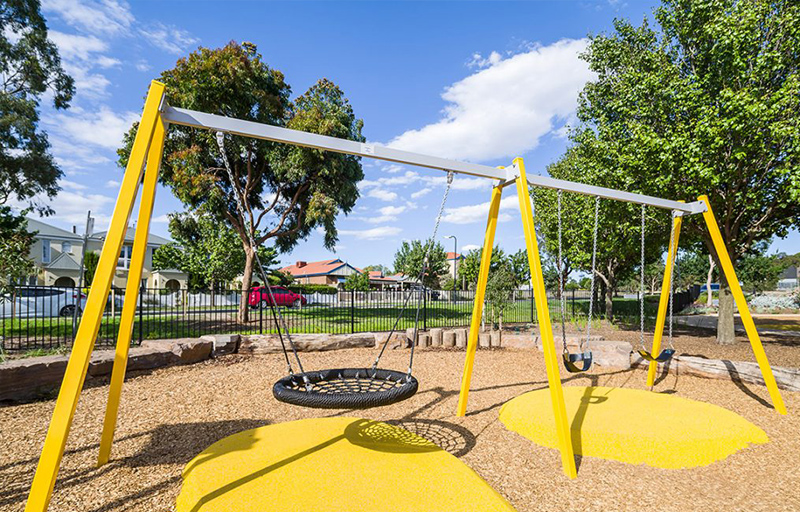 3. 安全性与维护 3. 安全性与维护